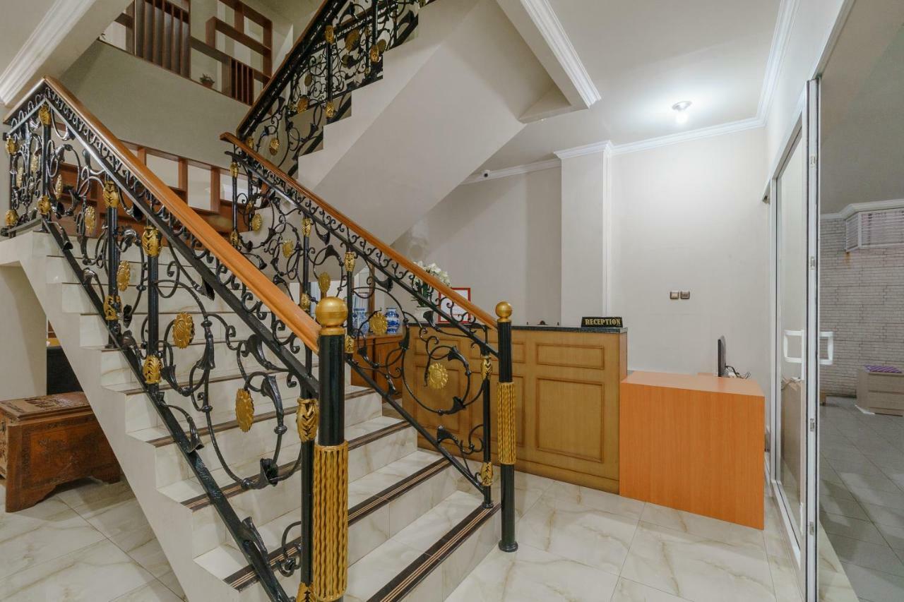 Reddoorz Near Taman Makam Pahlawan Cikutra Ξενοδοχείο Μπαντούνγκ Εξωτερικό φωτογραφία