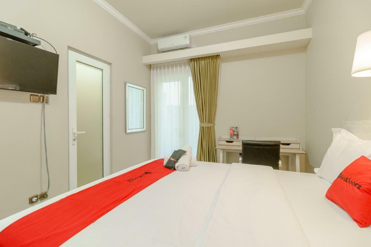 Reddoorz Near Taman Makam Pahlawan Cikutra Ξενοδοχείο Μπαντούνγκ Εξωτερικό φωτογραφία