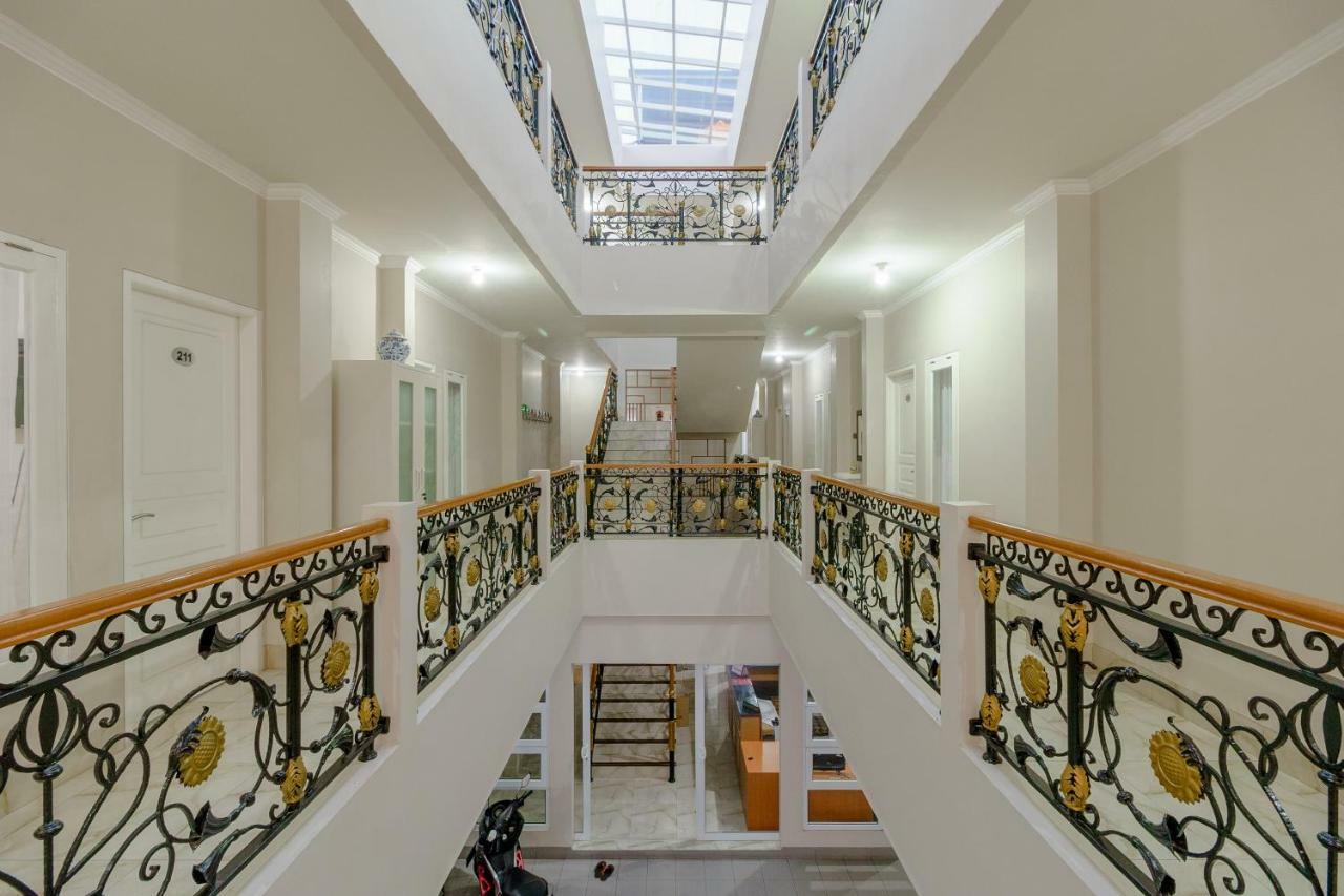 Reddoorz Near Taman Makam Pahlawan Cikutra Ξενοδοχείο Μπαντούνγκ Εξωτερικό φωτογραφία