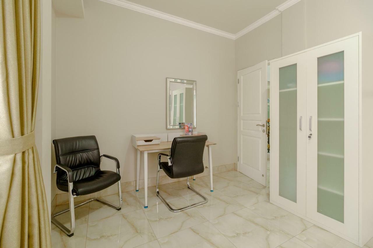 Reddoorz Near Taman Makam Pahlawan Cikutra Ξενοδοχείο Μπαντούνγκ Εξωτερικό φωτογραφία