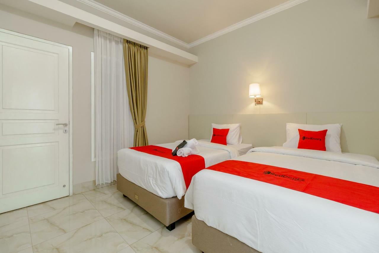 Reddoorz Near Taman Makam Pahlawan Cikutra Ξενοδοχείο Μπαντούνγκ Εξωτερικό φωτογραφία