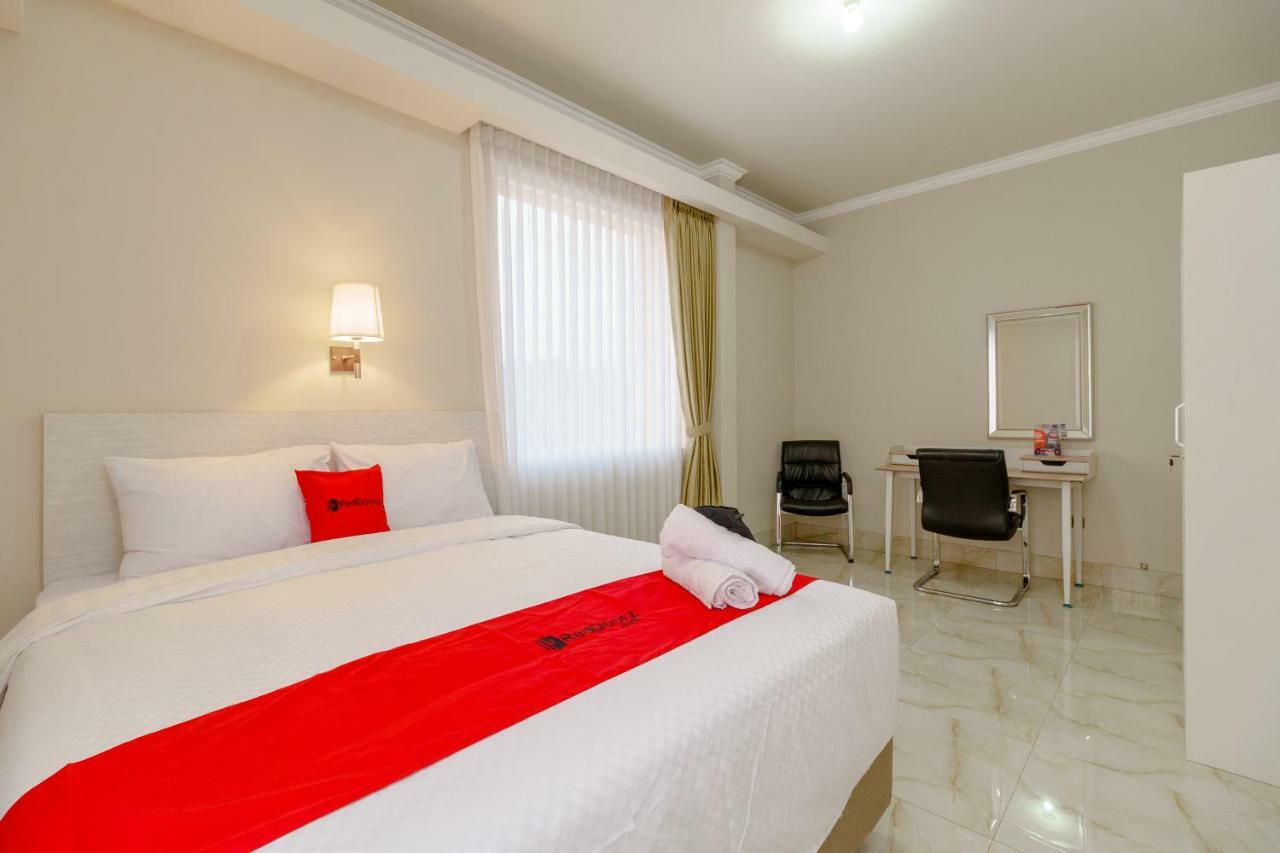 Reddoorz Near Taman Makam Pahlawan Cikutra Ξενοδοχείο Μπαντούνγκ Εξωτερικό φωτογραφία